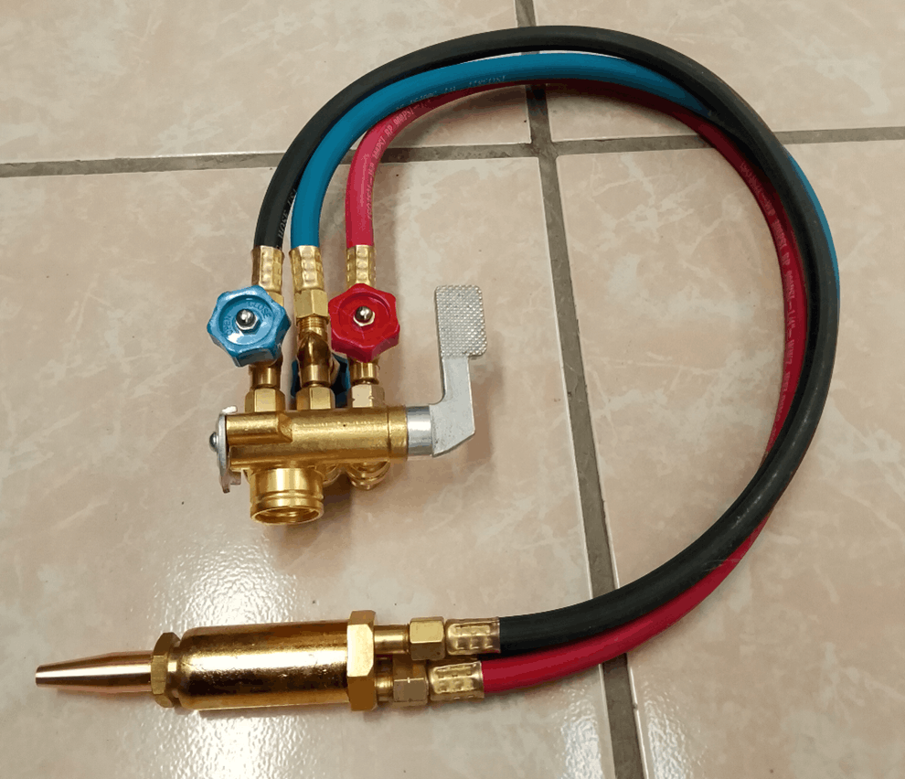 antorcha de oxicorte con válvulas antiretorno y palanca de seguridad